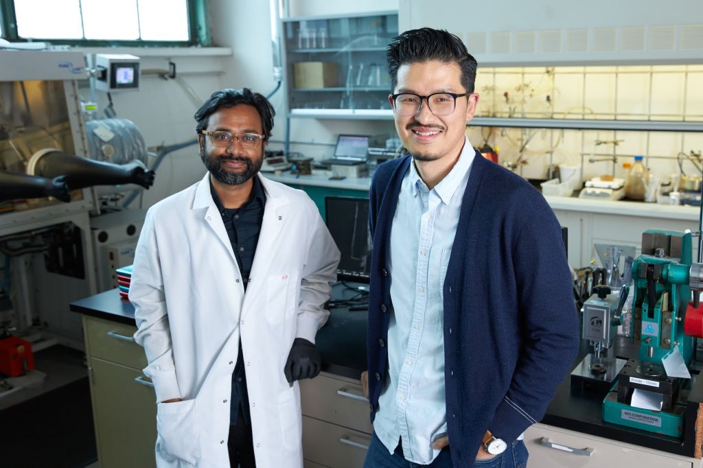 This Startup’s Novel Tech Promises To Boost Battery Capacity for EVs